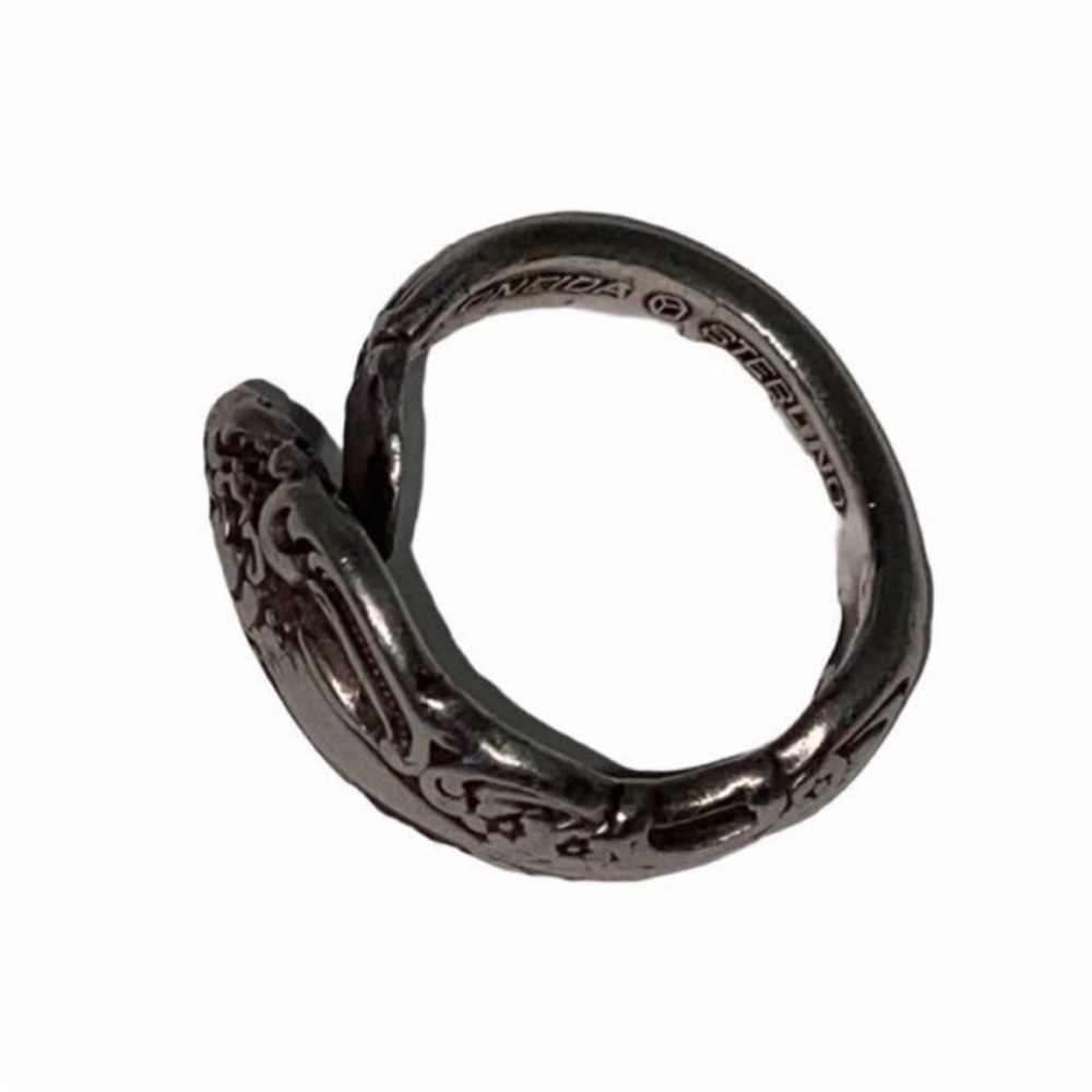 ONEIDA Vintage Sterling Silver Spoon Ring